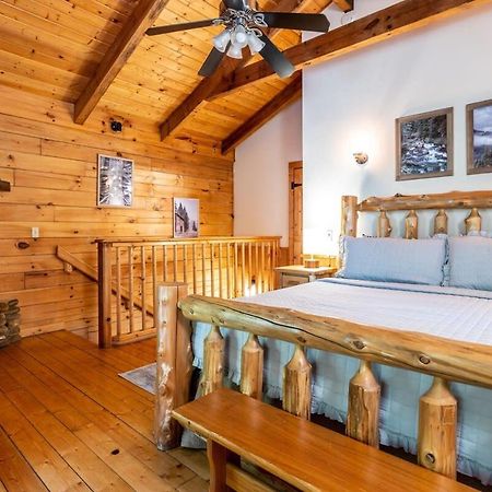 Quaint & Secluded Near Dollywood With Bbq&Hot Tub Villa Pigeon Forge Exteriör bild