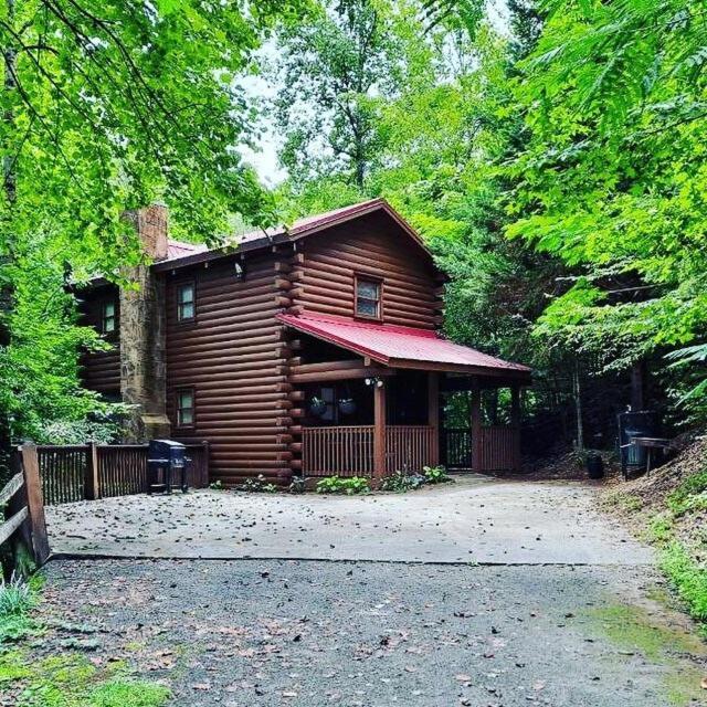 Quaint & Secluded Near Dollywood With Bbq&Hot Tub Villa Pigeon Forge Exteriör bild